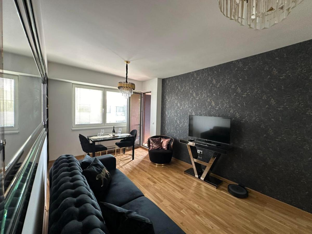 Appartamento Royal Casa Skopje Esterno foto
