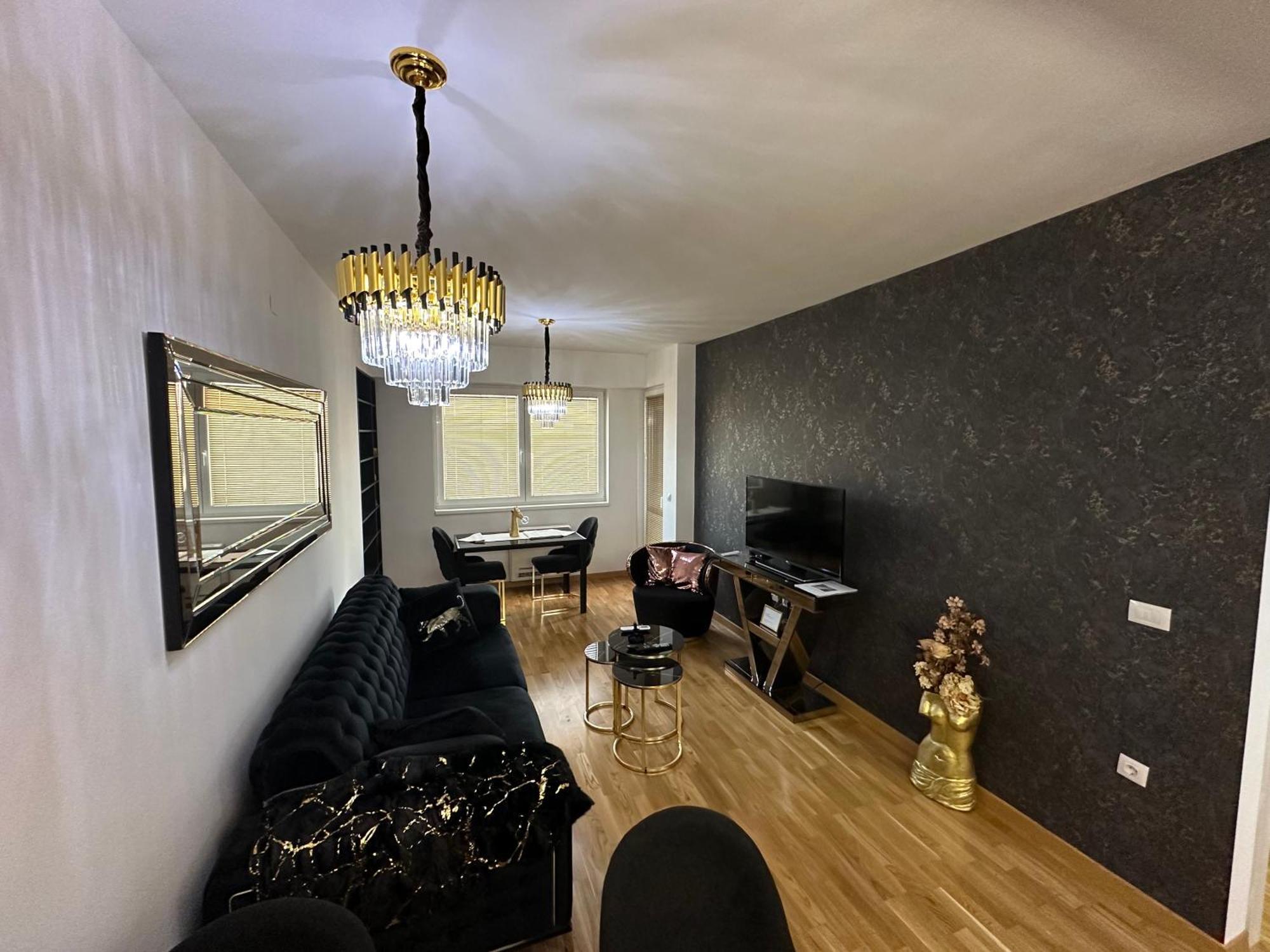 Appartamento Royal Casa Skopje Esterno foto